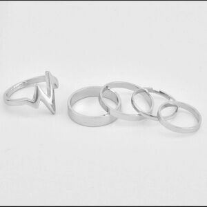 SILVER 3/$30 5pc Heart Beat Ring Set